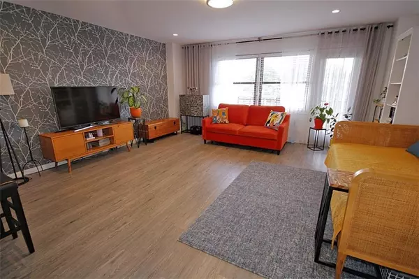 Staten  Island, NY 10301,1000 Clove RD #7G