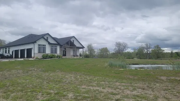 21298 Springfield RD, Strathroy-caradoc, ON N0L 1T0