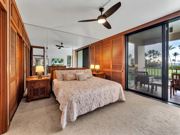 68-1399 MAUNA LANI DR #D201, Kamuela, HI 96743