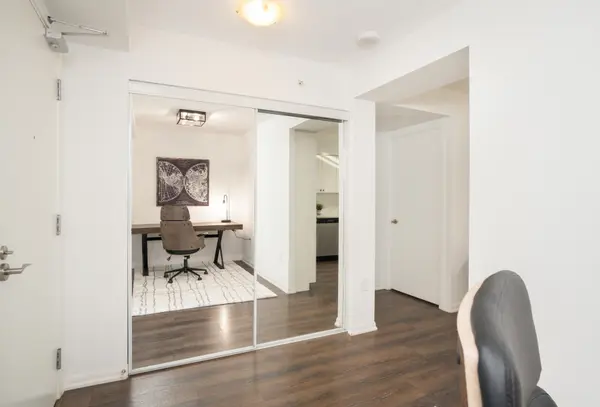 Toronto W04, ON M6A 1C3,830 Lawrence AVE #441