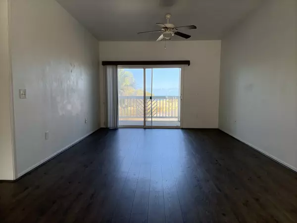 Kailua-kona, HI 96740,73-1111 NUUANU PL #N103