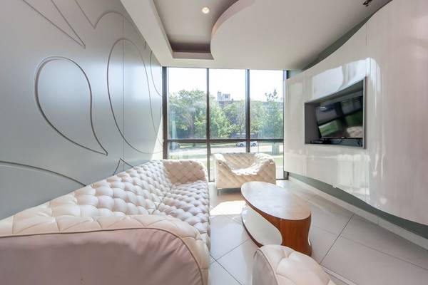 Toronto W10, ON M9W 0C6,80 Esther Lorrie DR #313