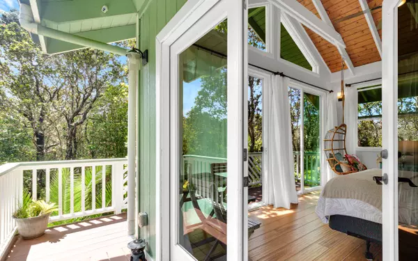 Volcano, HI 96785,11-3910 NAHELENANI ST