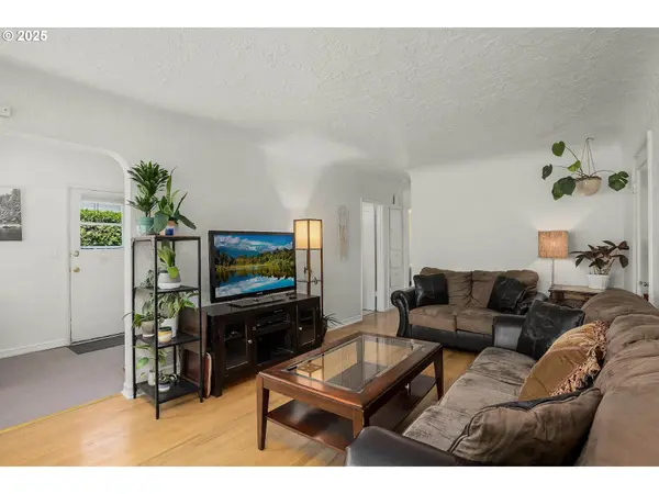 Portland, OR 97213,5325/5327 NE DAVIS ST