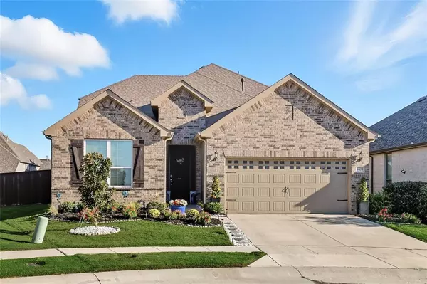 9405 Trailway Drive, Oak Point, TX 75068