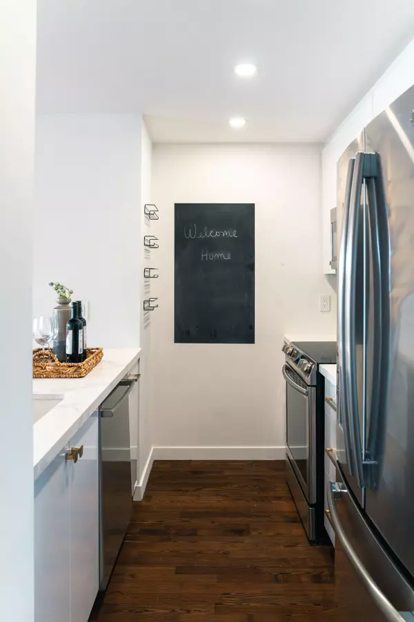 Toronto C08, ON M4Y 1X6,281 Mutual ST #509