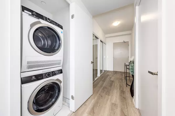 Toronto C08, ON M5E 0G1,55 Cooper ST #7601