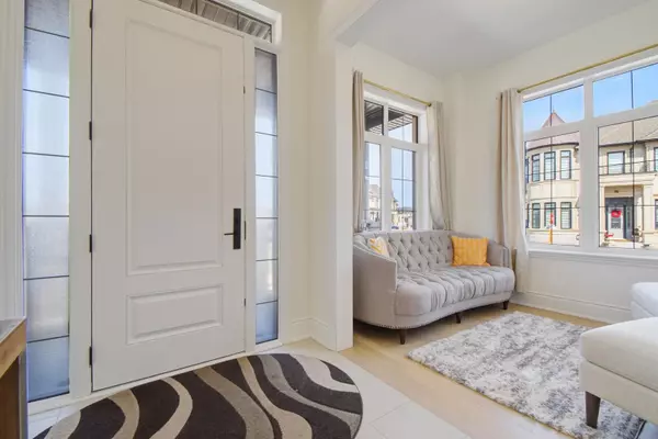 Oakville, ON L6M 5M7,2368 Edward Leaver TRL