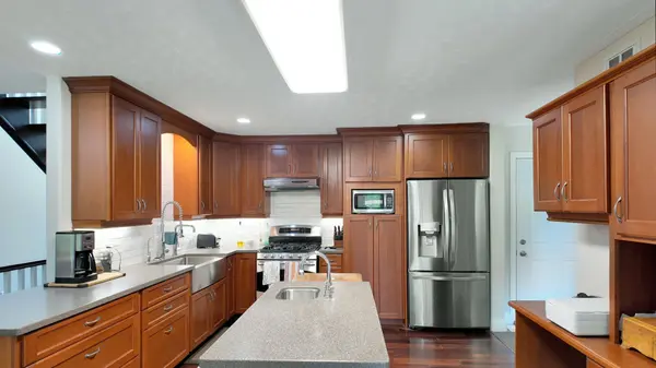 Brockton, ON N4N 3B9,527 Lake Rosalind Road 5 N/A