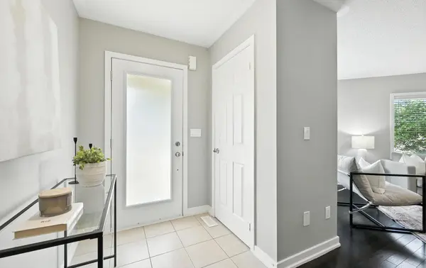 Pickering, ON L1V 3B7,1299 Glenanna RD #11