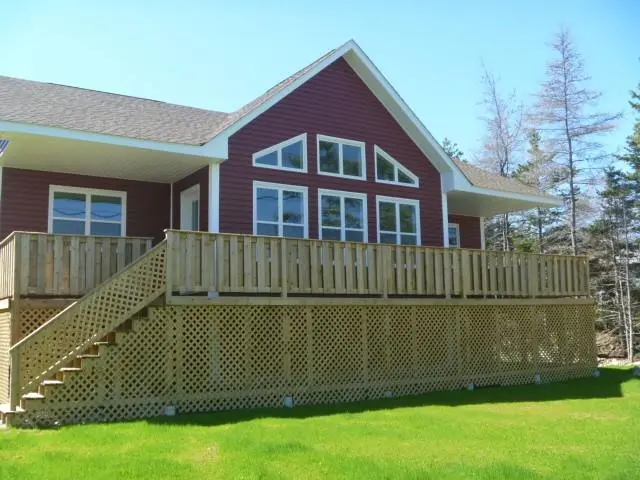 Carbonear, NL A1Y1A6,79 Forest Road