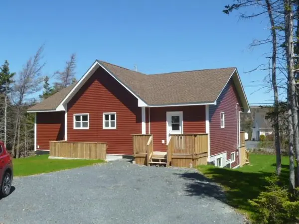 Carbonear, NL A1Y1A6,79 Forest Road