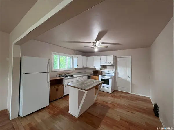 230 2nd AVENUE E, Bengough, SK S0C 0K0