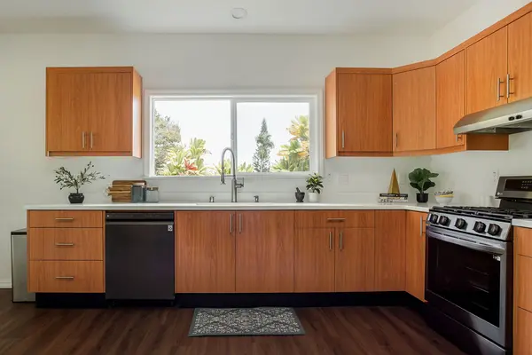 Papaikou, HI 96781,27-414 OLD MAMALAHOA HIGHWAY