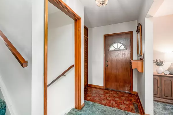 Brantford, ON N3R 5N7,3 White Oaks AVE