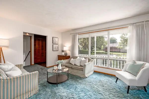 Brantford, ON N3R 5N7,3 White Oaks AVE