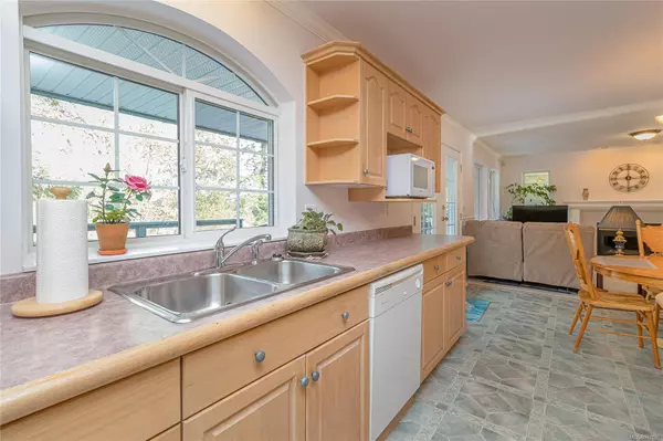 Highlands, BC V9B 6G5,750 Caleb Pike Rd