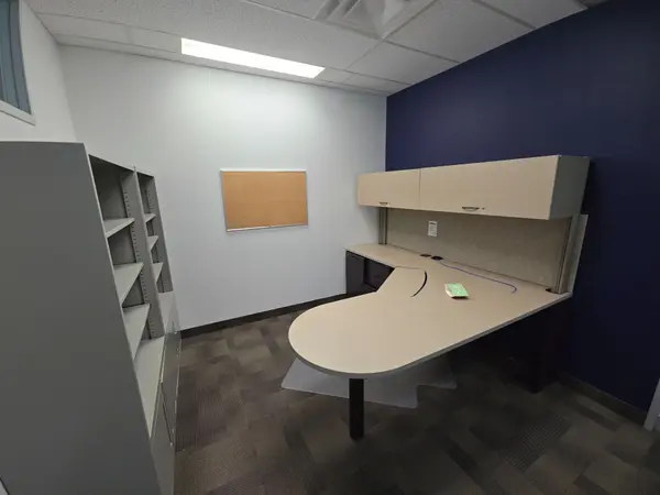 2233 Argentia RD #201B, Mississauga, ON L5N 2X7