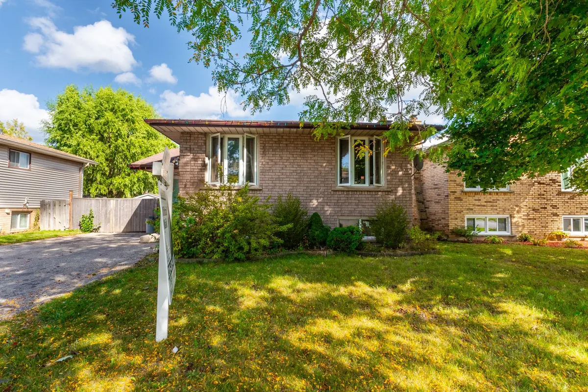 Brantford, ON N3P 1T3,9 Beaver CRES