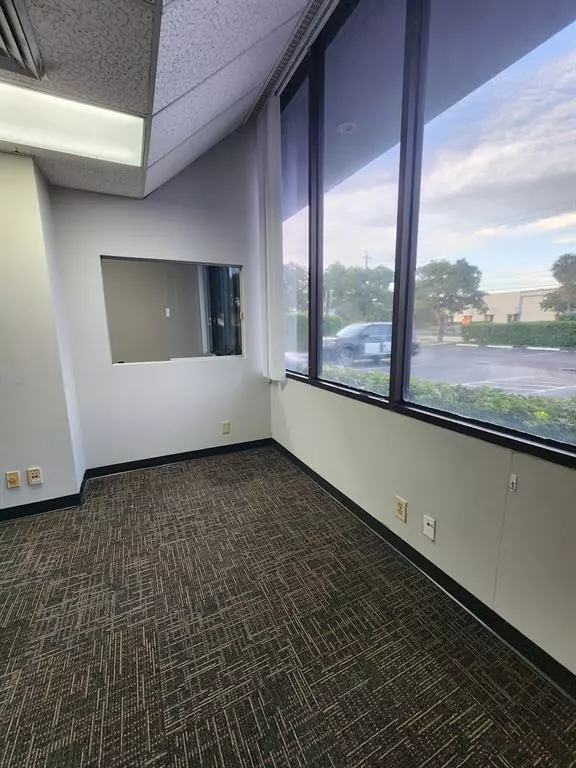 Fort Lauderdale, FL 33309,2841 NW 62nd St