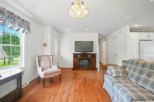 Lynch Station, VA 24571,78 Hogan Hill LN