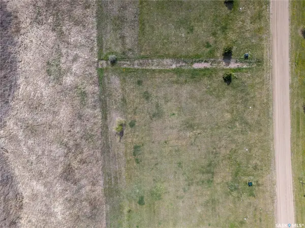 800 Lakeshore DRIVE, Meota, SK S0M 1X0