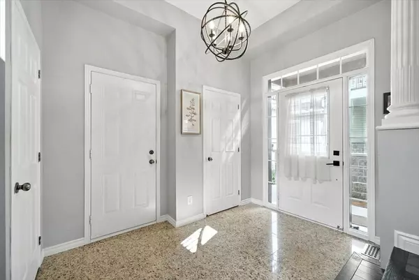 Orleans - Cumberland And Area, ON K4A 0E2,1026 Fieldfair WAY