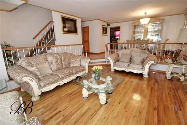 Brooklyn, NY 11236,10811 Flatlands 7th ST