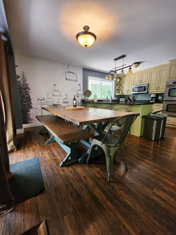 Dysart Et Al, ON K0M 1M0,1042 Ski Ridge TRL