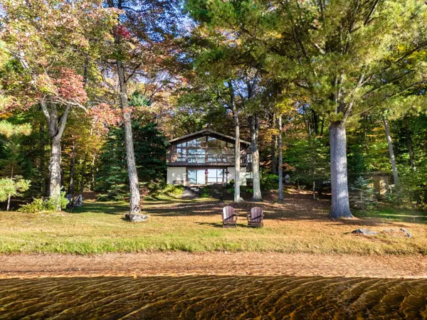 Huntsville, ON P1H 2J3,293 OTTER LAKE RD