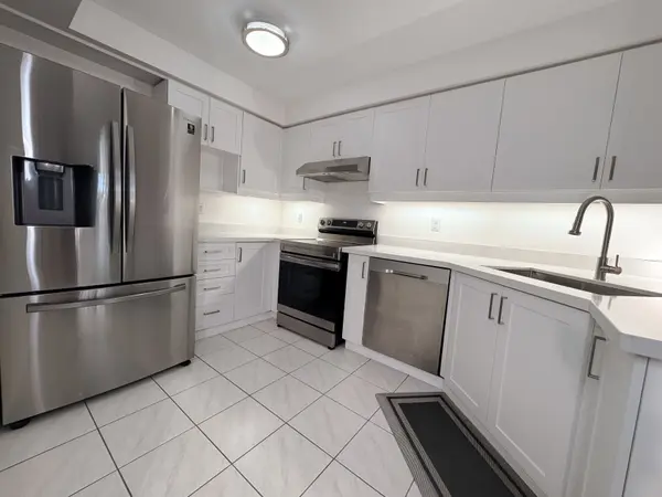 Brampton, ON L6X 4Y3,9900 McLaughlin RD N #55