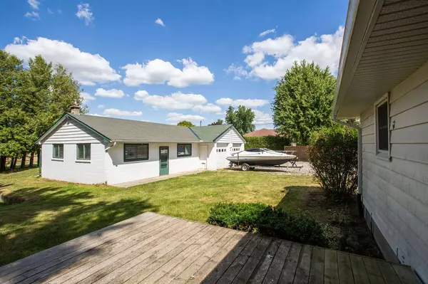 Thames Centre, ON N0L 1G4,5604 Dundas ST