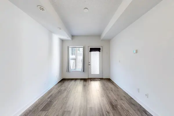 1131 Cooke BLVD #713, Burlington, ON L7T 0C3