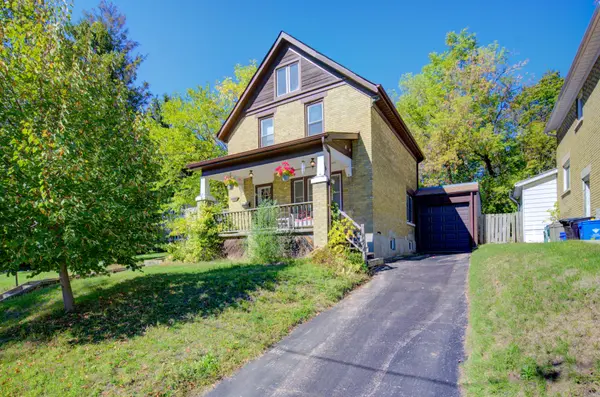 Waterloo, ON N2J 2R1,32 Elgin ST