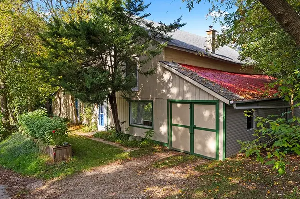 15 Hill ST, Grey Highlands, ON N0C 1E0