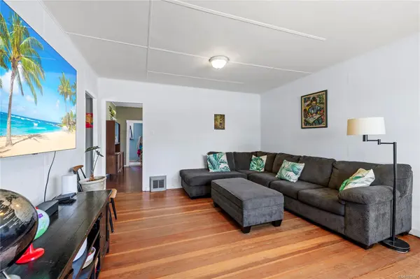 Ladysmith, BC V9G 1A2,340 5th Ave