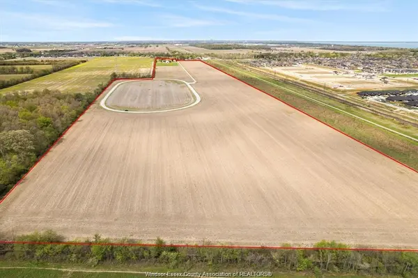 426-458 EAST PUCE Road, Lakeshore, ON N0R 1A0