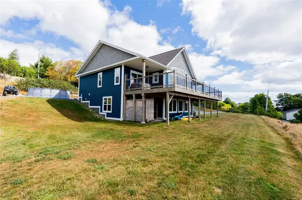 Carbonear, NL A1Y 1B7,25 Bemister's Hill