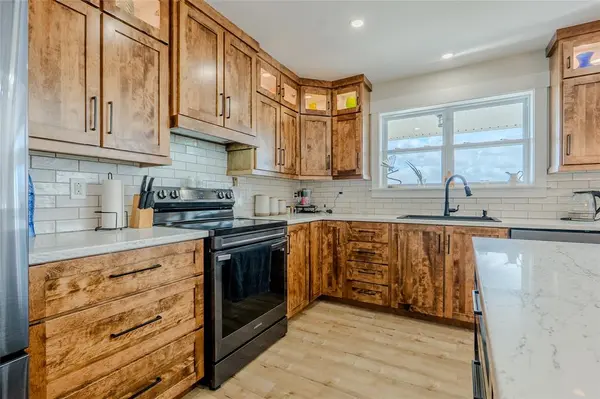 Carbonear, NL A1Y 1B7,25 Bemister's Hill