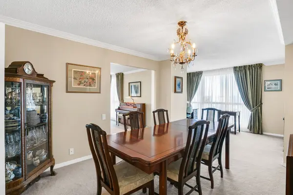 3 Concorde PL #1202, Toronto C13, ON M3C 3K7