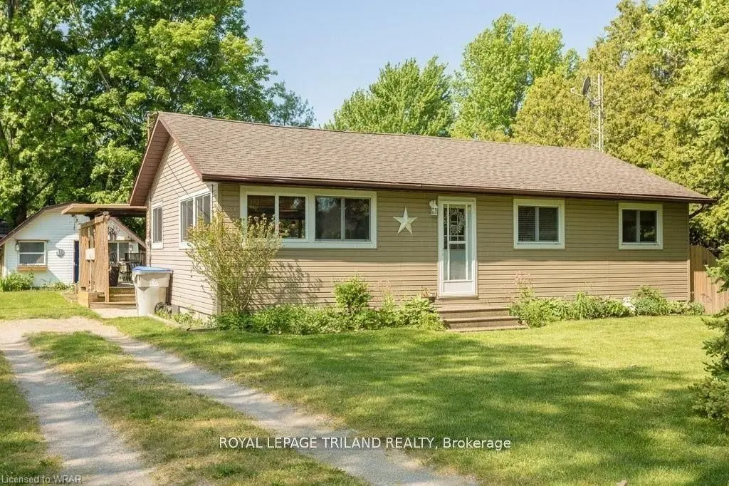 Lambton Shores, ON N0N 1J7,8443 Keith ST