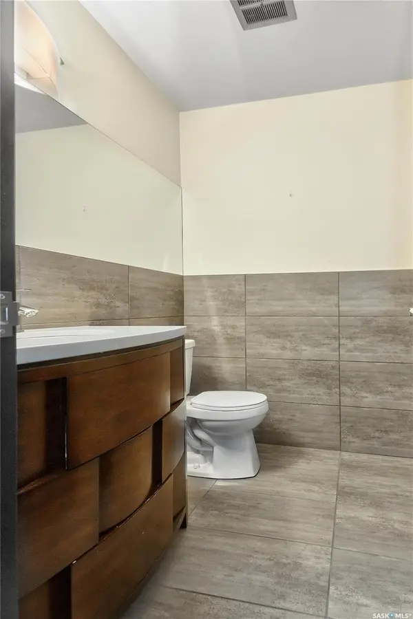 Prince Albert, SK S6V 4Y6,1102 1st AVENUE W