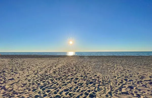 Lambton Shores, ON N0N 1J7,8443 Keith ST