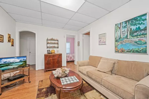 Brooklyn, NY 11214,187 Bay 26th ST