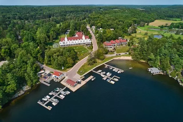 Muskoka Lakes, ON P0B 1P0,1003 MATTHEWS DR #C5 12SA