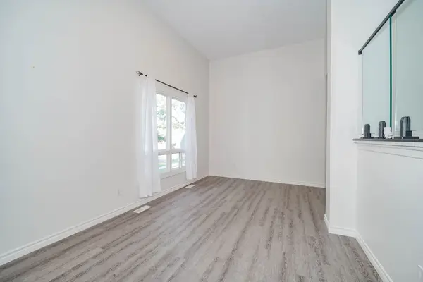 Oshawa, ON L1G 7T3,1133 Ritson RD N #96