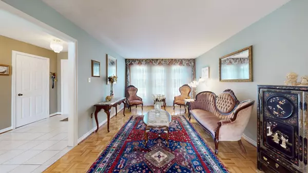 Markham, ON L3R 8S4,46 Finchley CIR