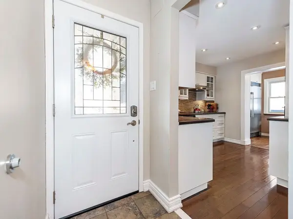 Mississauga, ON L5N 6A7,35 Neuchatel PL #35