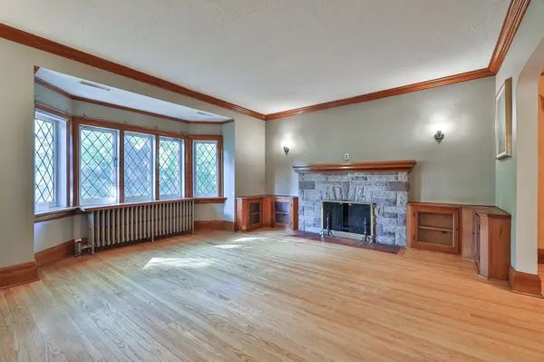 Toronto W08, ON M9A 1G1,26 Holloway RD