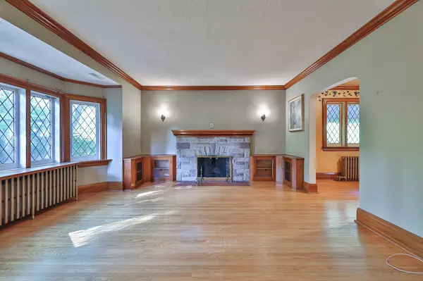 Toronto W08, ON M9A 1G1,26 Holloway RD